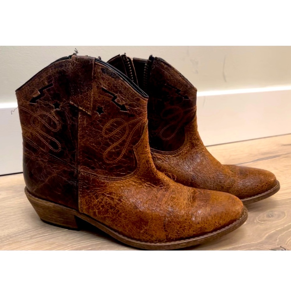 RARE Steve Madden Leather Cowboy Boots Size 9.5